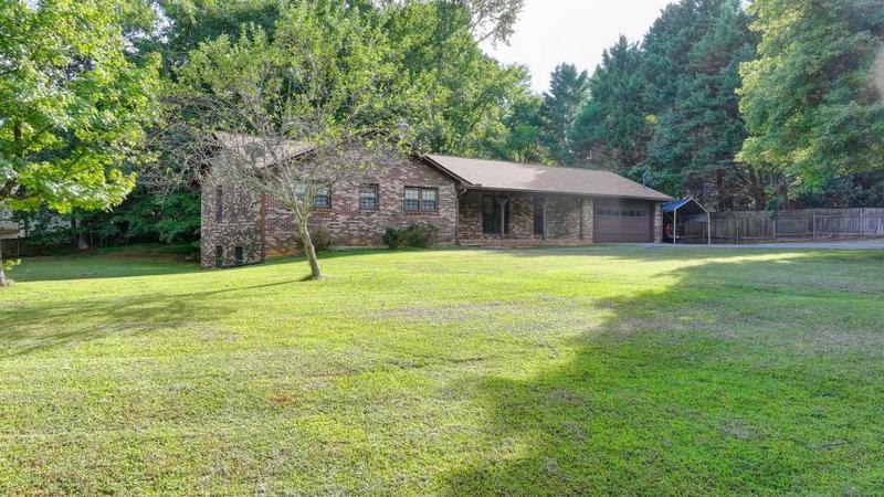 Image for property 5680 Abbotts Bridge Road, Johns Creek, GA 30097