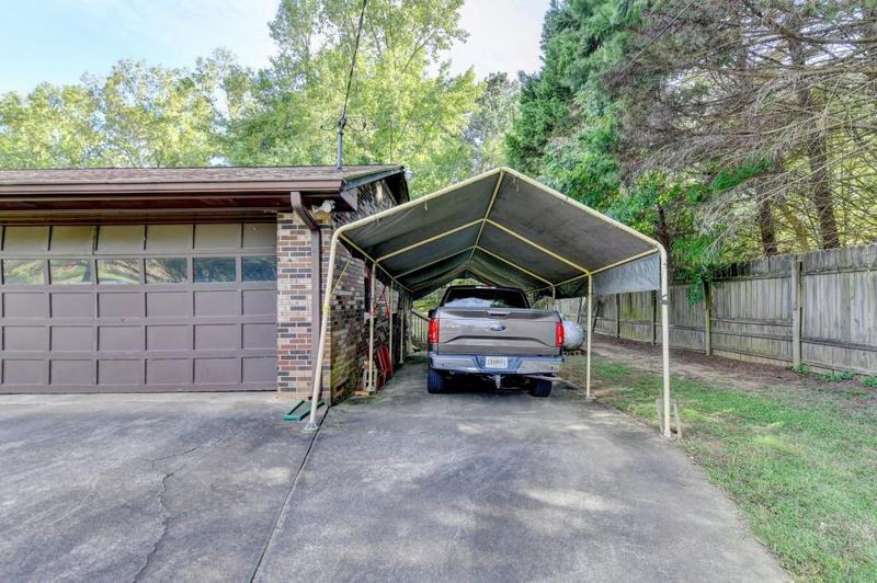 Image for property 5680 Abbotts Bridge Road, Johns Creek, GA 30097