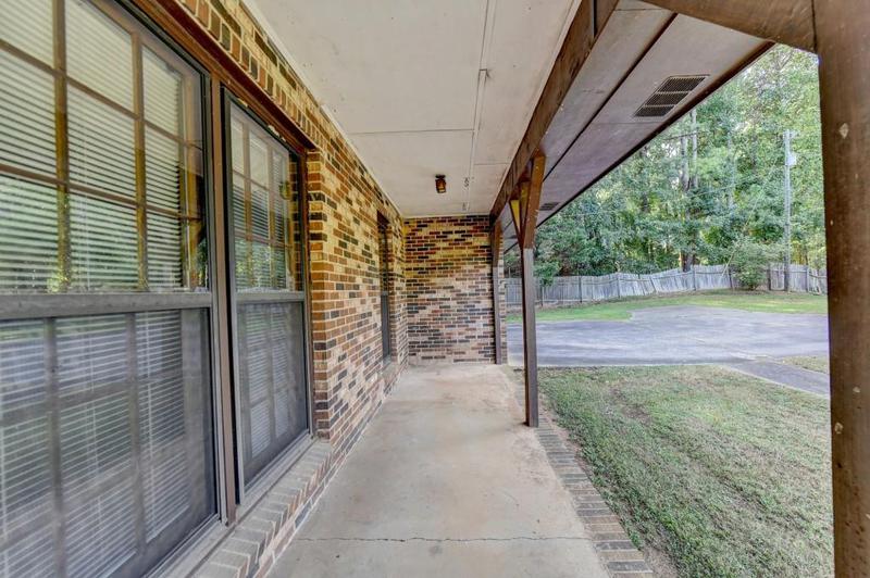 Image for property 5680 Abbotts Bridge Road, Johns Creek, GA 30097