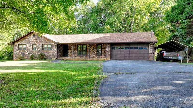 Image for property 5680 Abbotts Bridge Road, Johns Creek, GA 30097