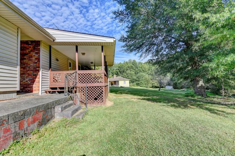 Image for property 5680 Abbotts Bridge Road, Johns Creek, GA 30097