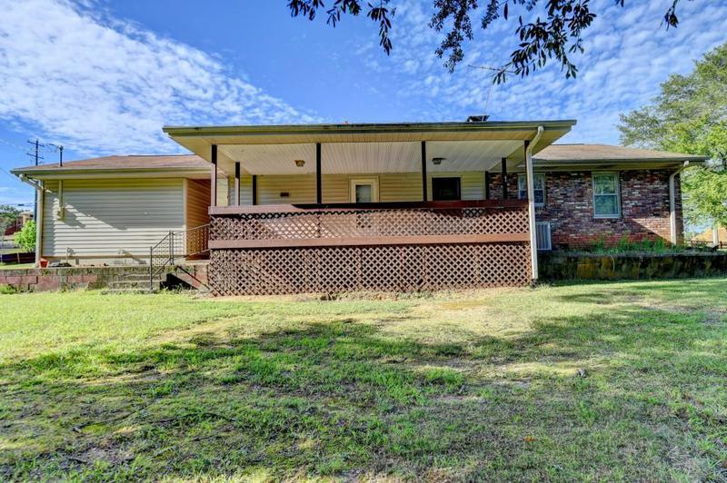 Image for property 5680 Abbotts Bridge Road, Johns Creek, GA 30097