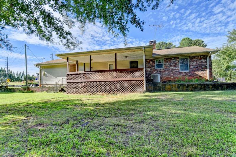 Image for property 5680 Abbotts Bridge Road, Johns Creek, GA 30097