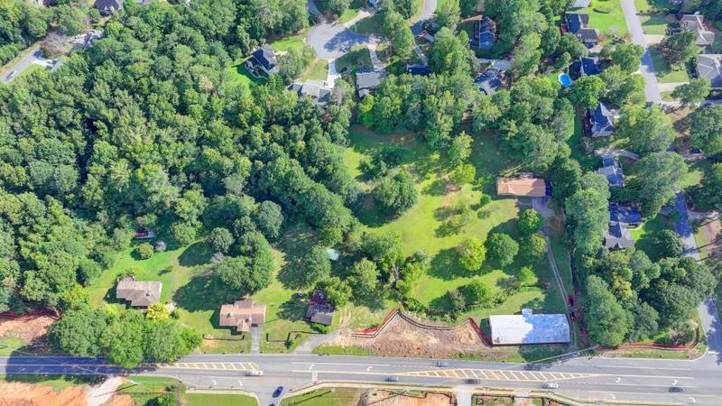 Image for property 5680 Abbotts Bridge Road, Johns Creek, GA 30097