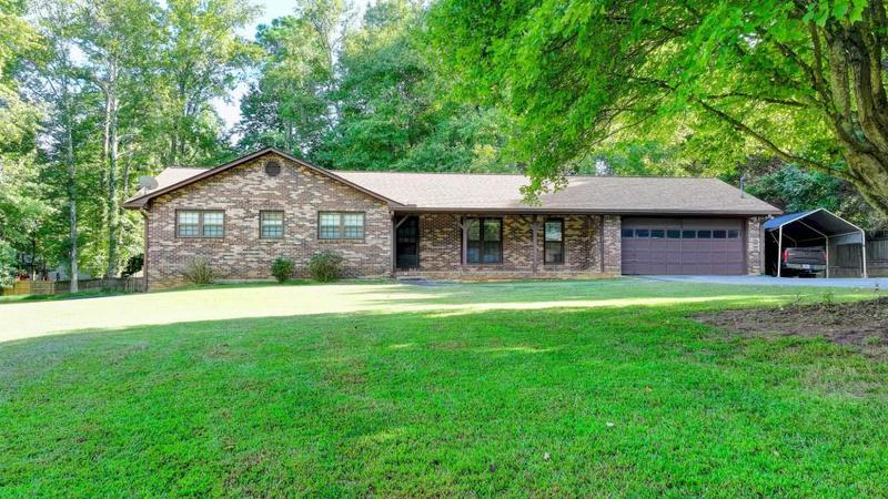 Image for property 5680 Abbotts Bridge Road, Johns Creek, GA 30097