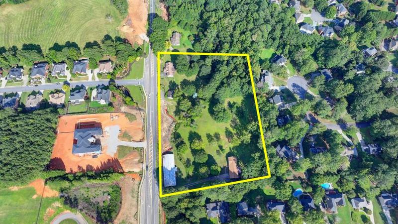 Image for property 5680 Abbotts Bridge Road, Johns Creek, GA 30097