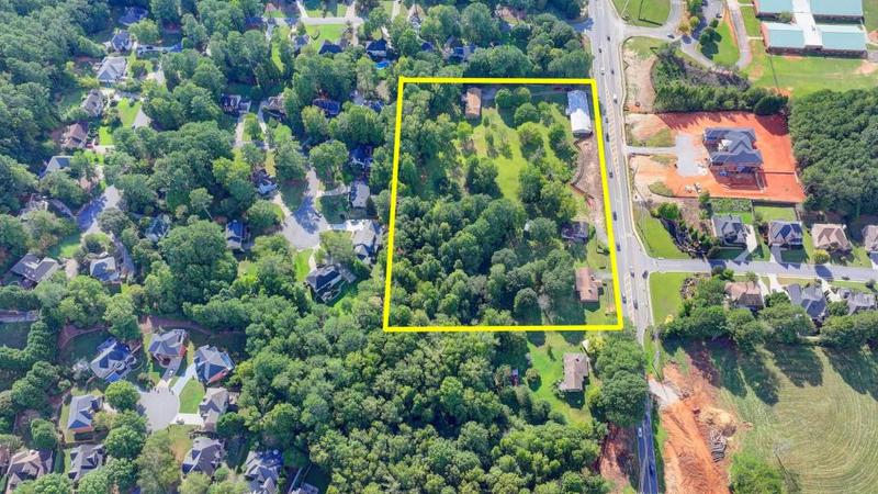 Image for property 5680 Abbotts Bridge Road, Johns Creek, GA 30097