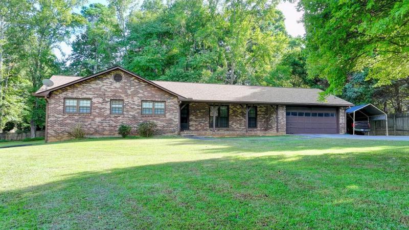 Image for property 5680 Abbotts Bridge Road, Johns Creek, GA 30097