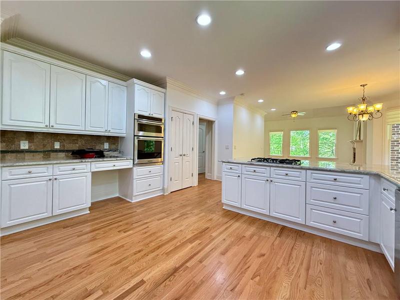 Image for property 6690 Tulip Garden Way, Alpharetta, GA 30004