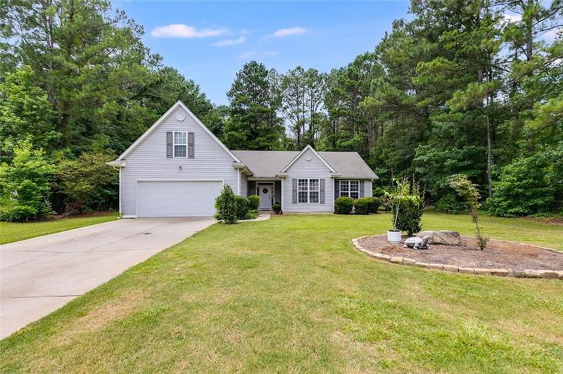 Image for property 25 Chemin Place, Sharpsburg, GA 30277