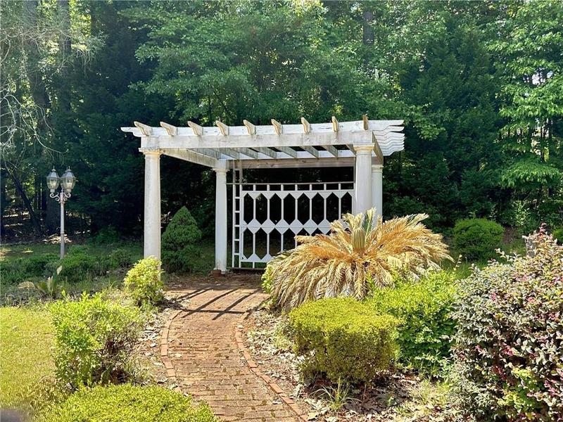 Image for property 595 Huiet Drive, Mcdonough, GA 30252