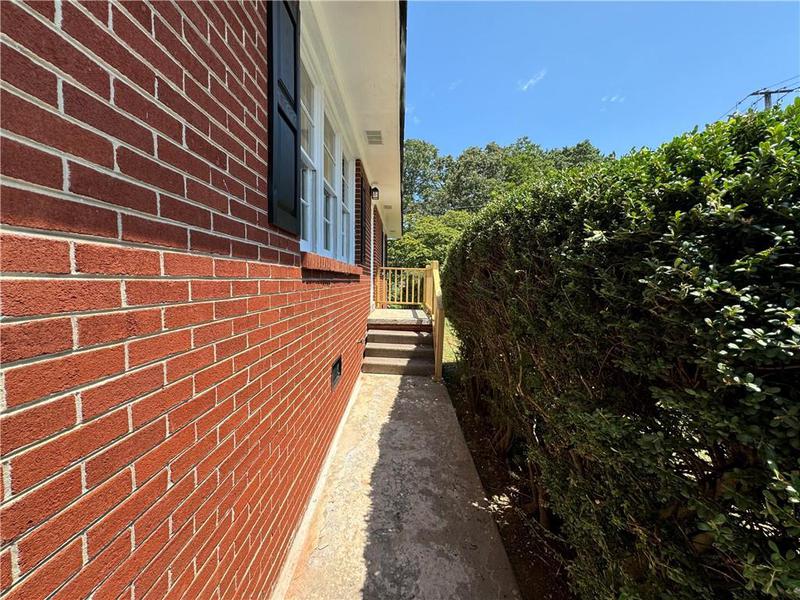 Image for property 8 Mockingbird Drive, Cartersville, GA 30120