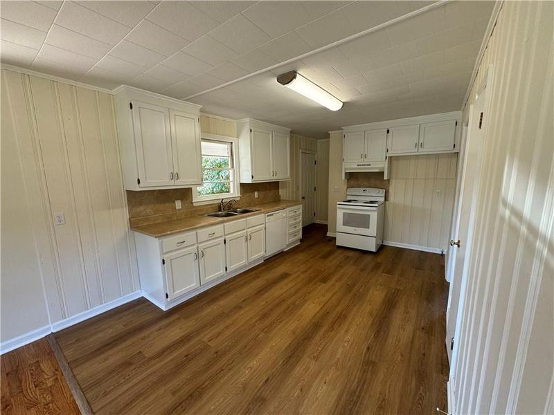 Image for property 8 Mockingbird Drive, Cartersville, GA 30120