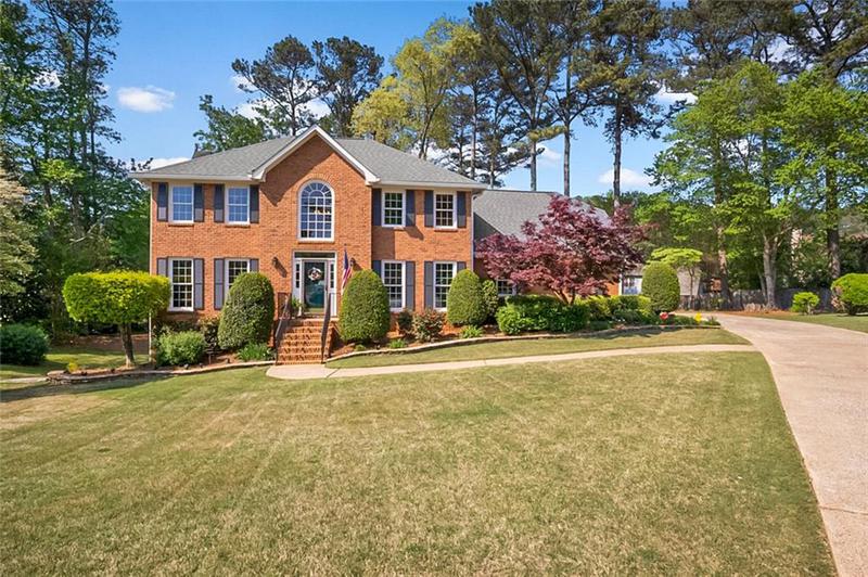 Image for property 744 Edgewater Lane, Kennesaw, GA 30144