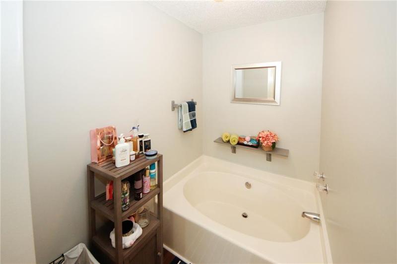 Image for property 1456 Box Circle, Winder, GA 30680