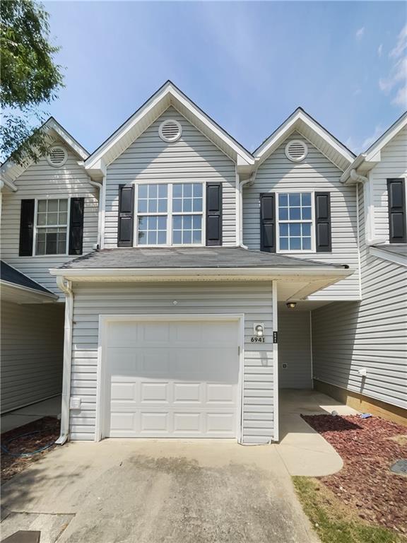 Image for property 6941 Gallant Circle 10, Mableton, GA 30126