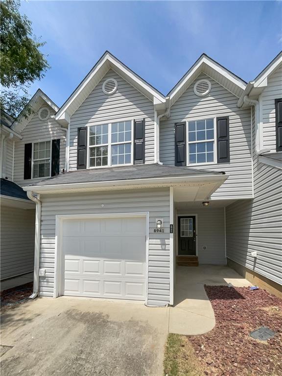 Image for property 6941 Gallant Circle 10, Mableton, GA 30126