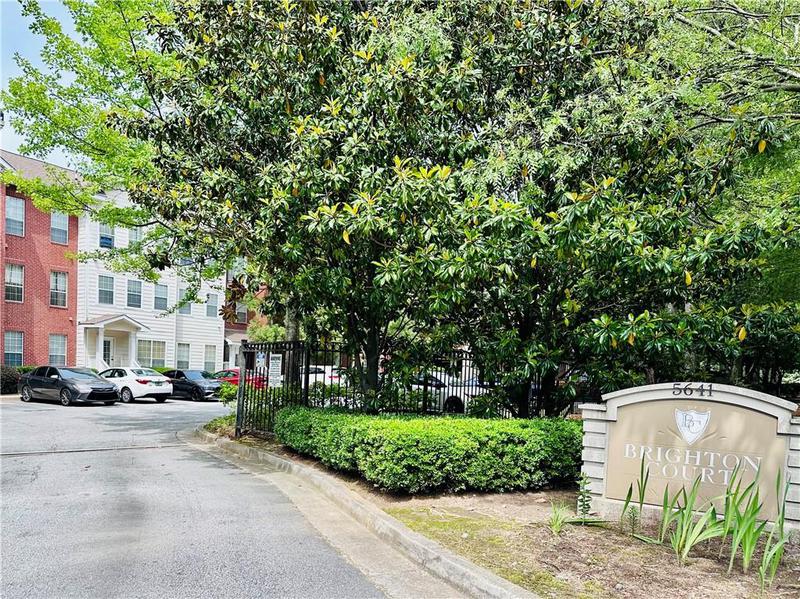 Image for property 5641 Roswell Road 111, Sandy Springs, GA 30342