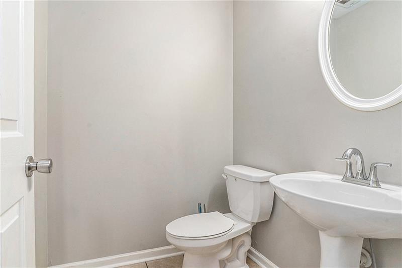 Image for property 24 Chantilly Place, Mcdonough, GA 30253
