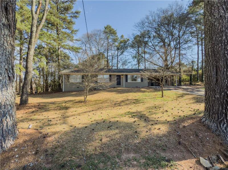Image for property 1894 Dogwood Court, Snellville, GA 30078