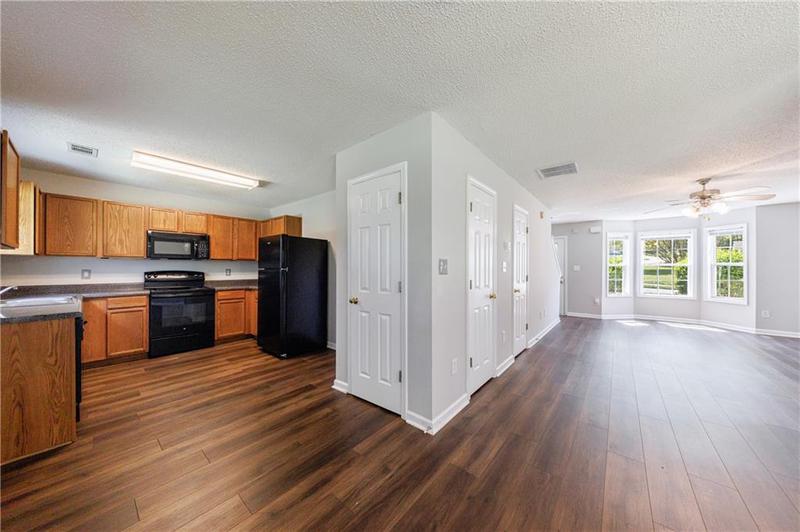 Image for property 2075 Ivy Lane, Union City, GA 30291