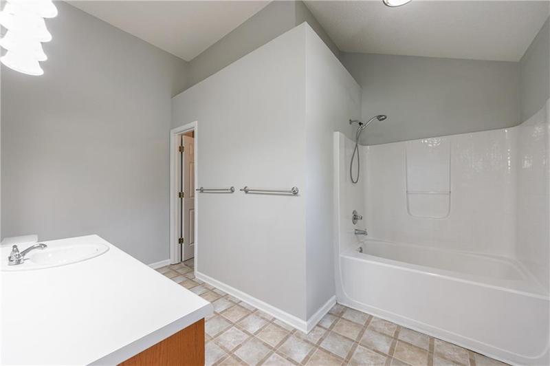 Image for property 2075 Ivy Lane, Union City, GA 30291