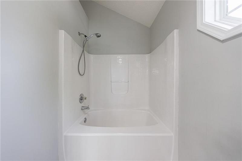 Image for property 2075 Ivy Lane, Union City, GA 30291