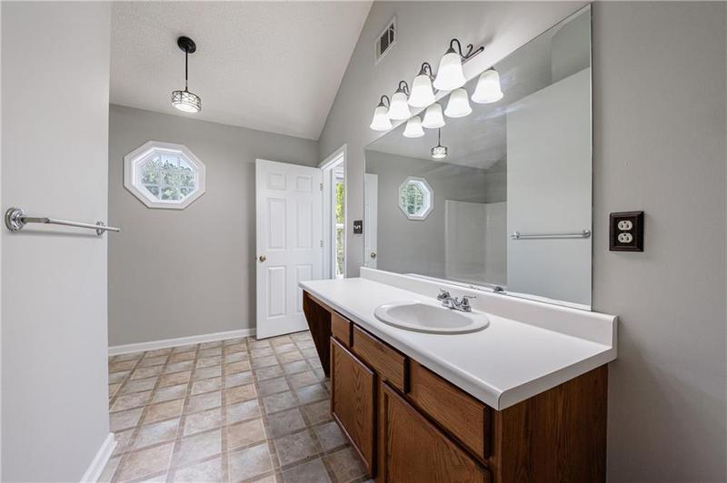 Image for property 2075 Ivy Lane, Union City, GA 30291