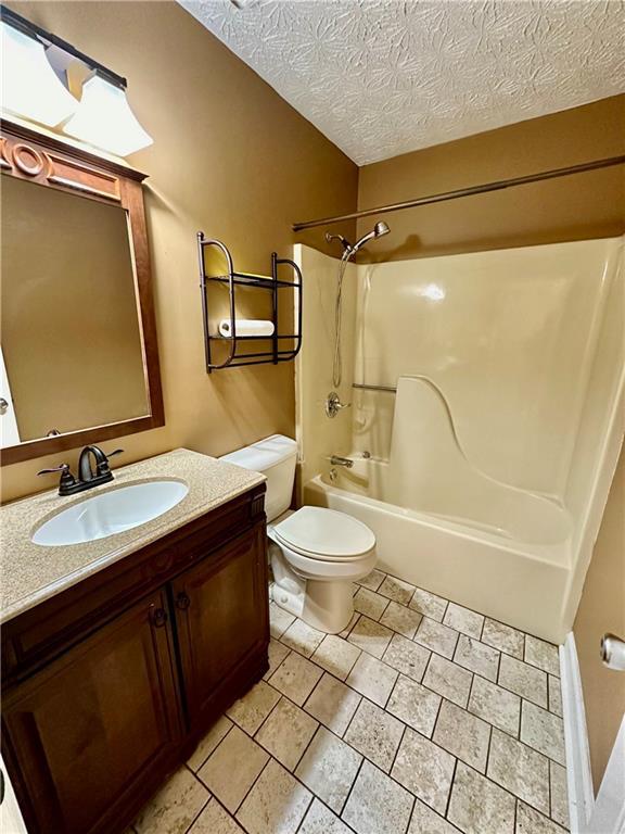 Image for property 2735 Sandy Creek Circle, Loganville, GA 30052