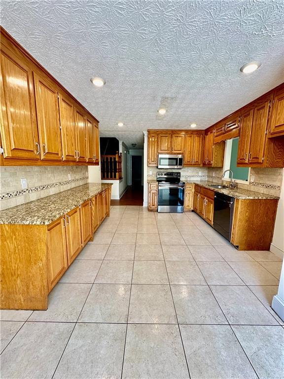 Image for property 2735 Sandy Creek Circle, Loganville, GA 30052