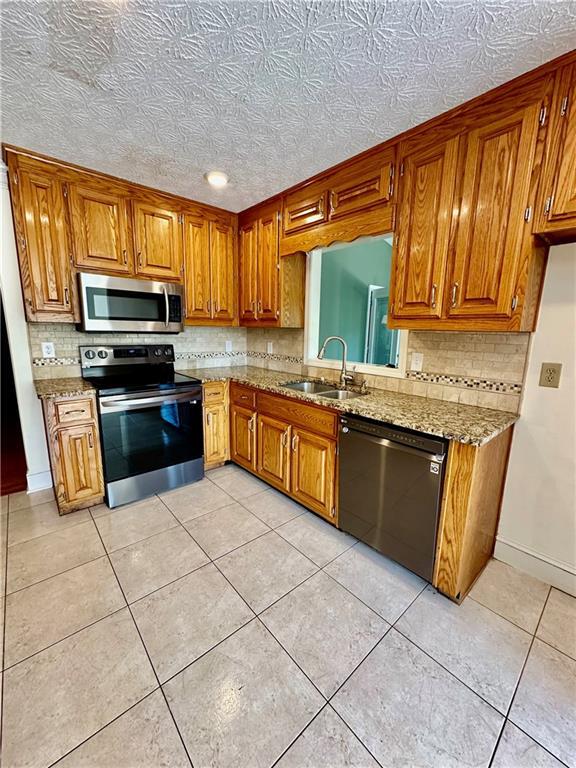 Image for property 2735 Sandy Creek Circle, Loganville, GA 30052