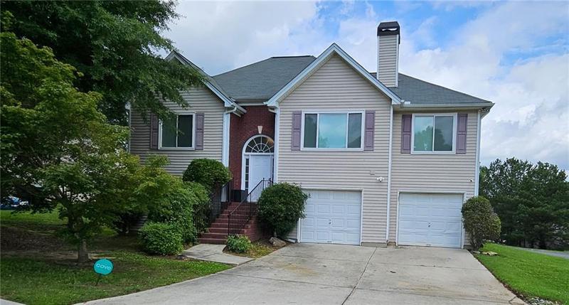 Image for property 1338 Barrett Bluff Drive, Lawrenceville, GA 30045
