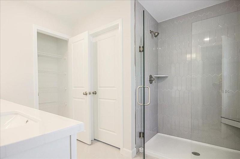Image for property 913 Agate Lane, Lawrenceville, GA 30043