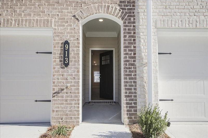 Image for property 913 Agate Lane, Lawrenceville, GA 30043