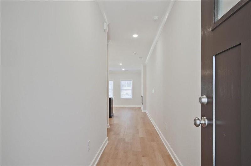 Image for property 913 Agate Lane, Lawrenceville, GA 30043