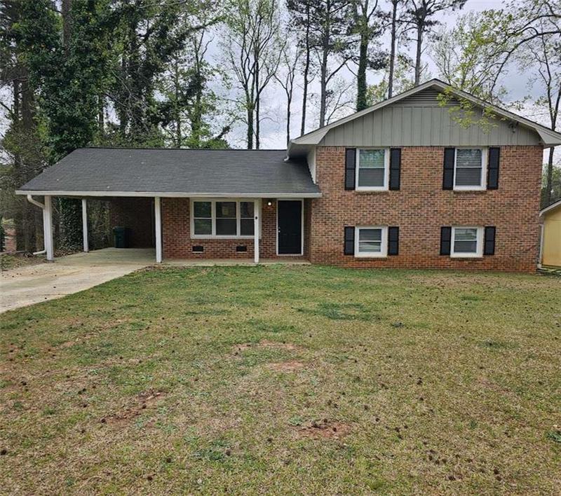 Image for property 1968 Copperfield Circle, Decatur, GA 30035