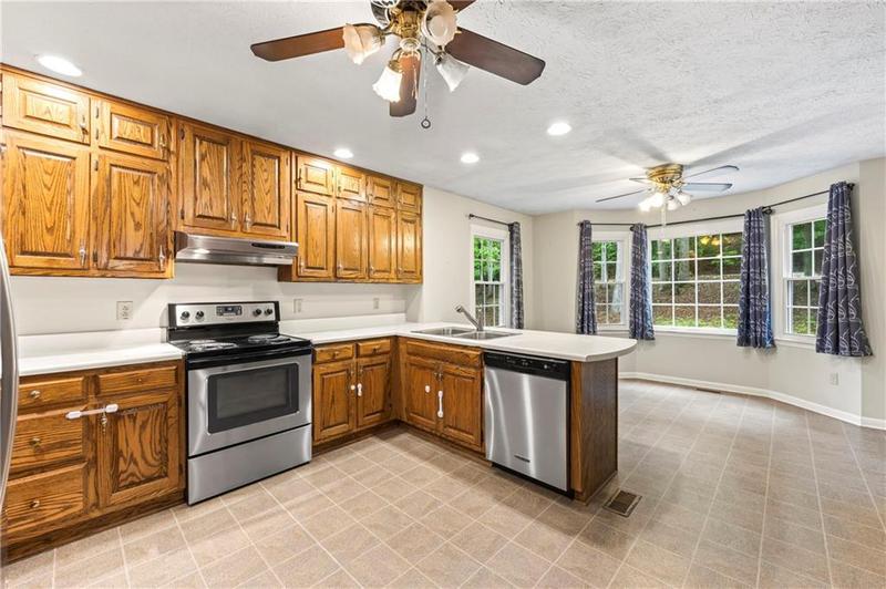 Image for property 100 Falls Mountain Drive, Dahlonega, GA 30533
