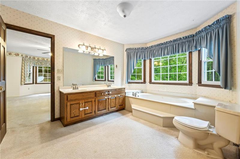 Image for property 100 Falls Mountain Drive, Dahlonega, GA 30533