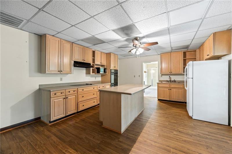 Image for property 100 Falls Mountain Drive, Dahlonega, GA 30533