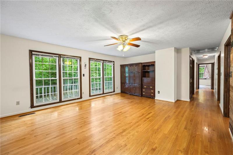 Image for property 100 Falls Mountain Drive, Dahlonega, GA 30533