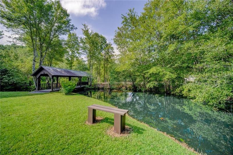 Image for property 142 Bear Lake Drive, Blue Ridge, GA 30513