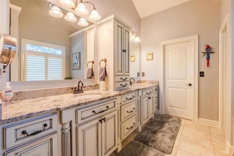 Image for property 1 Oakmont Drive, Rome, GA 30161