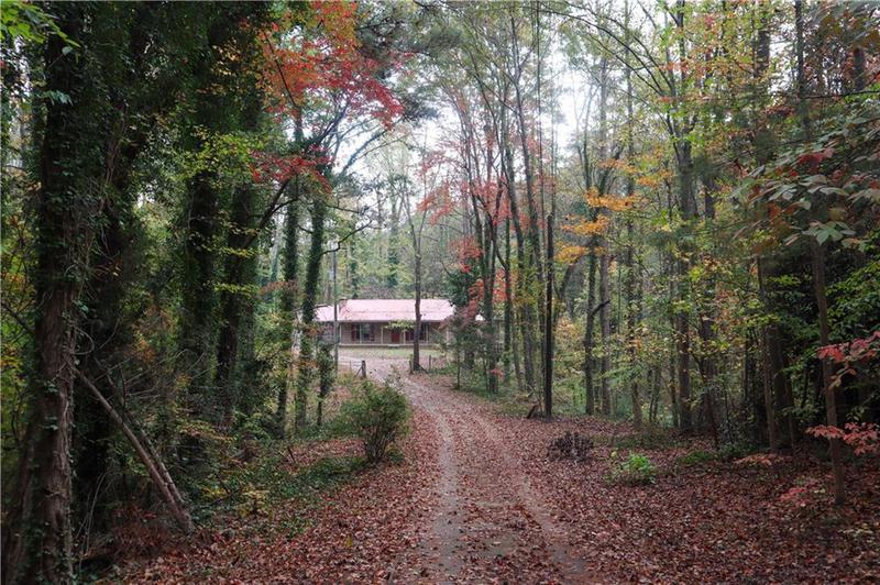 Image for property 618 Old Doss rd, Canton, GA 30115