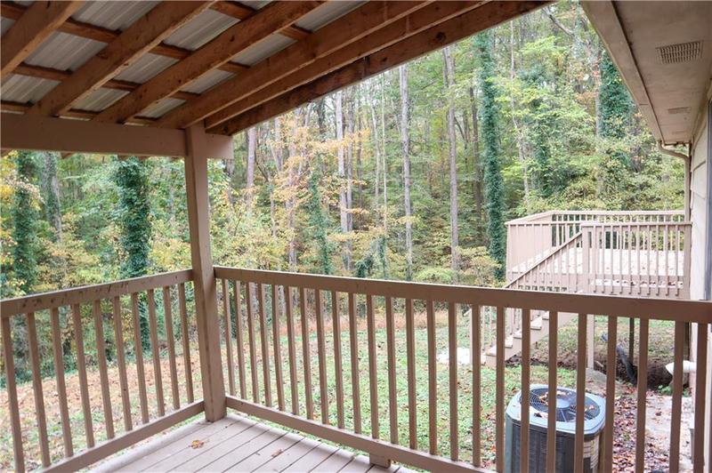 Image for property 618 Old Doss rd, Canton, GA 30115