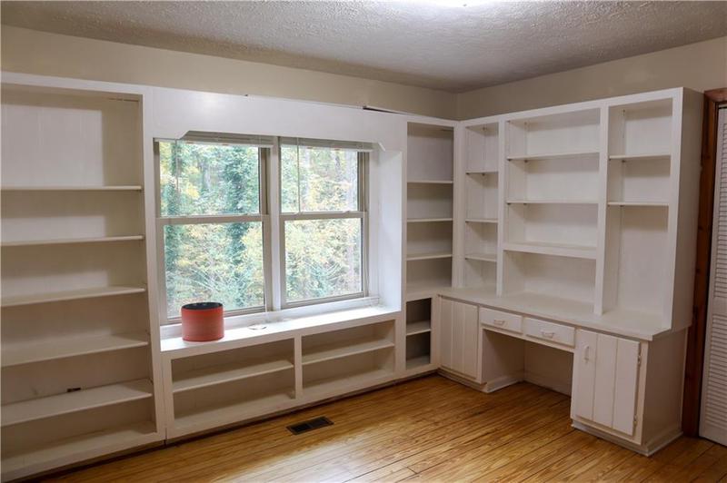 Image for property 618 Old Doss rd, Canton, GA 30115