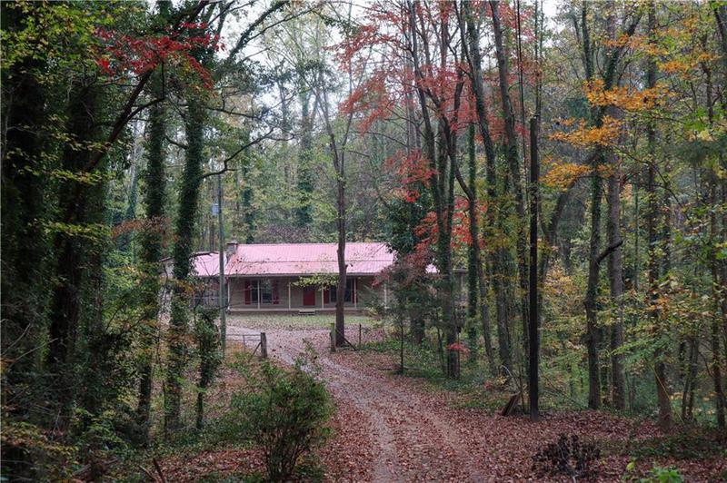 Image for property 618 Old Doss rd, Canton, GA 30115