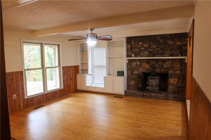 Image for property 618 Old Doss rd, Canton, GA 30115