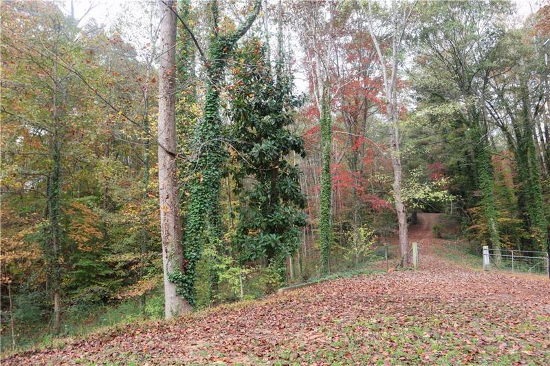 Image for property 618 Old Doss rd, Canton, GA 30115