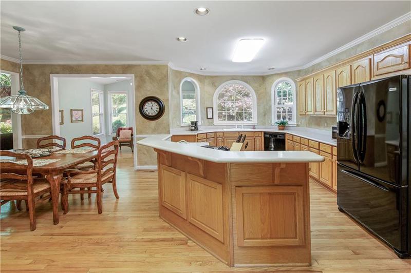 Image for property 935 Brookline Way, Alpharetta, GA 30022