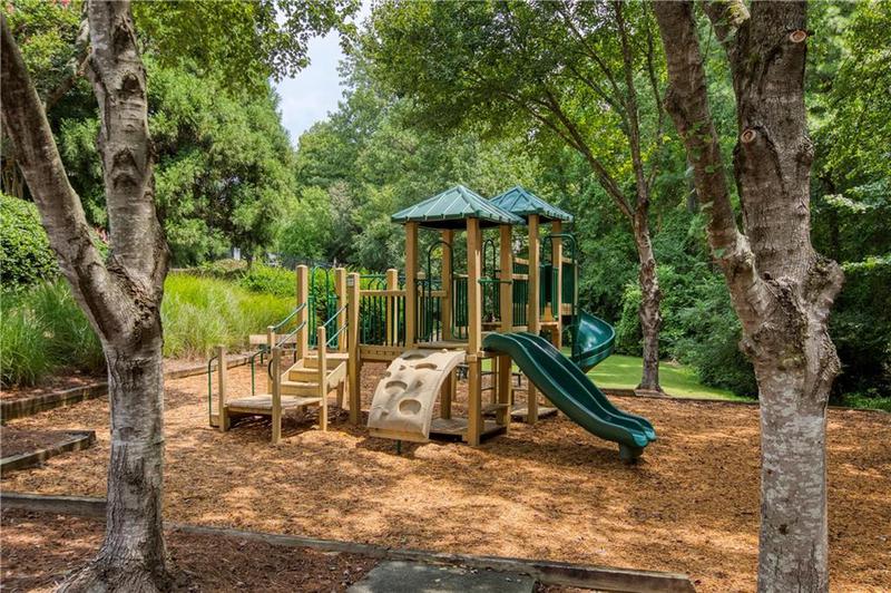 Image for property 935 Brookline Way, Alpharetta, GA 30022